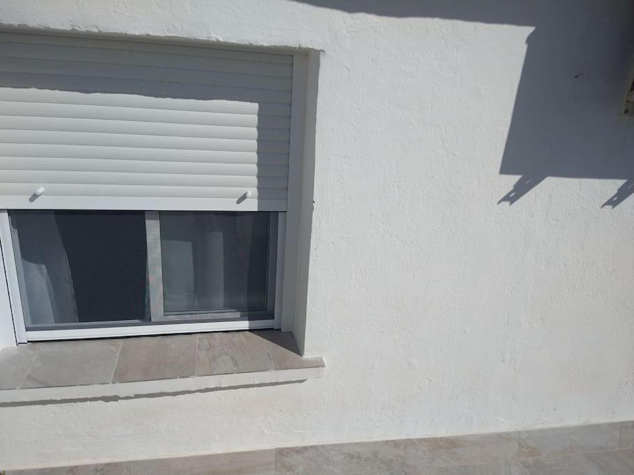 Atico/Estudio Cerca Del Centro De Jerez Apartment เฮเรซ เด ลาฟรอนเตรา ภายนอก รูปภาพ