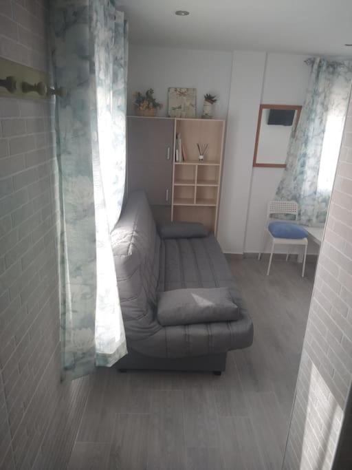 Atico/Estudio Cerca Del Centro De Jerez Apartment เฮเรซ เด ลาฟรอนเตรา ภายนอก รูปภาพ